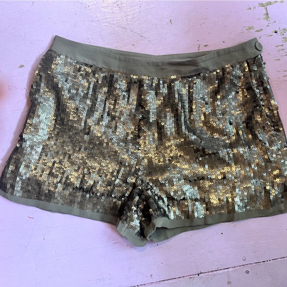 Club Monaco champagne sequin shorts - Picture 4 of 4